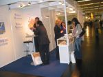 Vorführung von Walser Matrizen auf dem Messestand der Dr. Walser Dental