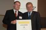 Dr. Walser Dental wird beim LEA Mittelstandspreis mit Urkunde ausgezeichnet